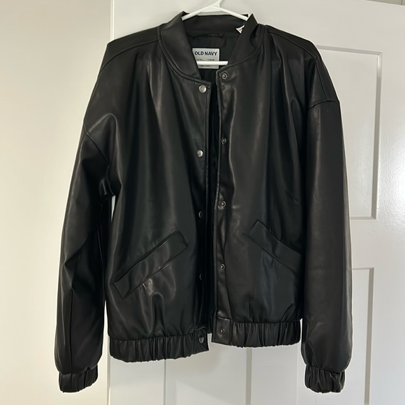 Old Navy Jackets & Blazers - Old Navy - Bomber jacket - Black Faux leather - Medium Tall - NWT